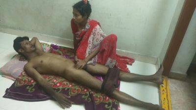 Married Indian Wife Amazing Rough Sex On Her Anniversary Night - Telugu Sex - India on freefilmz.com