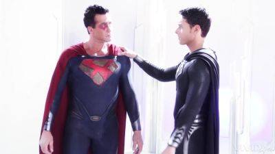Stunning role play shows Superman ramming a gorgeous female on freefilmz.com