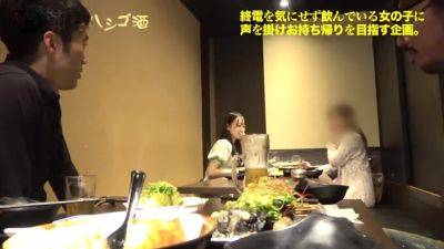 0002096_スレンダーの日本人の女性が潮吹きするガンハメ素人ナンパでアクメのエチ性交 - Japan on freefilmz.com