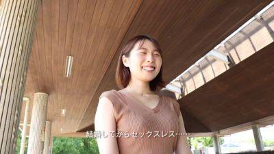 0002308_日本の女性が鬼ピスされる人妻NTRのエチハメ - Japan on freefilmz.com