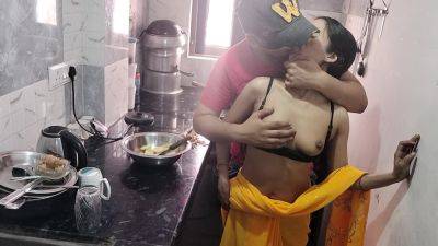 Hot Desi Bhabhi Kitchen Sex With Husband - India on freefilmz.com