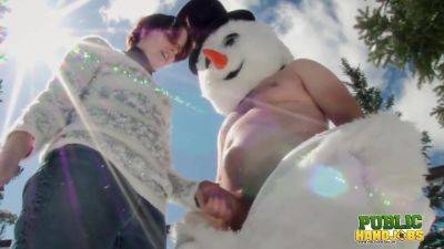 Brandi De Lafey Strokes A Snowman on freefilmz.com