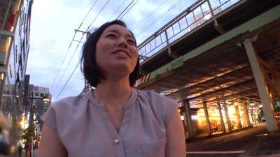 0001728_３０代のニホンの女性が潮吹きするハードピストン腰振り騎乗位素人ナンパのエチハメ - Japan on freefilmz.com