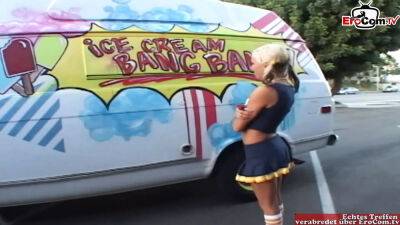 Petite blonde cheerleader teen picked up for sex in a car - Usa on freefilmz.com