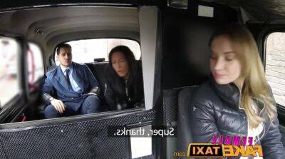 Female Taxi Pilot delivers facial on freefilmz.com