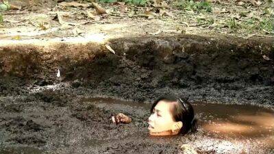 Nicole Experiences Peat Pit Exploration - Philippines on freefilmz.com