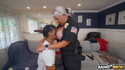 Mature police officer needs a huge black dick to satisfy her lust on freefilmz.com