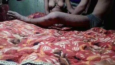 Desi Aunty Ki Cremie Chut Ko Chata Aur Tang Failakar Chudai Kiya - India on freefilmz.com