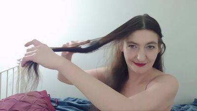 Some Like It Long / Gypsy Dolores Sensual Applying Argan Oil On Long Hair on freefilmz.com