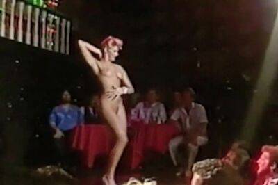 Stripper Chic - Vintage Striptease Dance - Usa on freefilmz.com