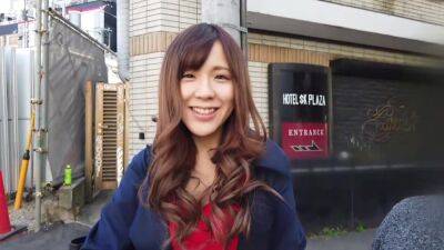 0000600_長身スレンダーの日本人女性がガン突きされる痙攣イキセックス - Japan on freefilmz.com