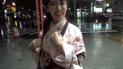 0000268_スレンダーの日本人女性がガン突きされる素人ナンパ痙攣イキセックス - Japan on freefilmz.com