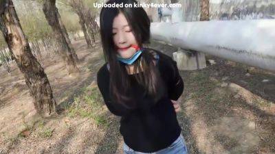 Chinese Girl Outdoor Bondage - China on freefilmz.com