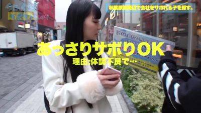 0000345_貧乳のスレンダー日本人女性がグラインド騎乗位する素人ナンパセックス - Japan on freefilmz.com
