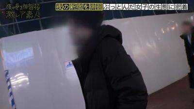 0000358_巨乳のスレンダー日本人女性がガン突きされる素人ナンパセックス - Japan on freefilmz.com