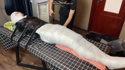 Mummy And Vacuum Bed on freefilmz.com