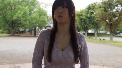 0000903_巨乳の日本人女性がガン突きされる人妻NTR絶頂セックス - Japan on freefilmz.com
