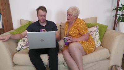 Granny rides the big piece of her nephew in out of this world homemade XXX on freefilmz.com