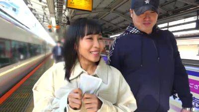 0001444_巨乳ミニマムの日本人女性が大量潮吹きする痙攣イキセックス - Japan on freefilmz.com