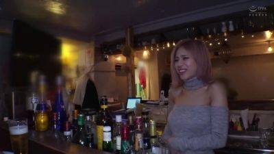 0001605_スレンダーの日本人女性がガン突きされるセックス - Japan on freefilmz.com