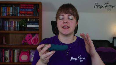 Sex Toy Review - Fun Factory Stronic Petite Pulsating Silicone Dildo, Courtesy Of Peepshow Toys! on freefilmz.com