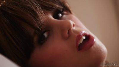 Alexis Adams - Sofy Lips - Alexis adams on freefilmz.com