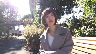 0000947_三十路の日本人女性が人妻NTRセックス - Japan on freefilmz.com