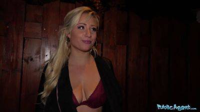 German blonde bombshell offers to fuck for cash in public for a hugetit and a big cock - Germany - Czech Republic on freefilmz.com