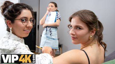 VIP4K. Lesbians is a perfect work break for these office whores - Russia on freefilmz.com