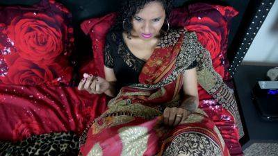 Horny Indian MILF has a wet dream of her stepson's virgin cock - India on freefilmz.com