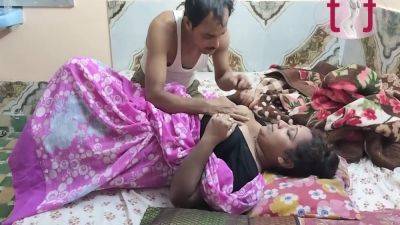 Domestic Help Comes Into Real Help - While The Master Can Not Control His Lust - India on freefilmz.com
