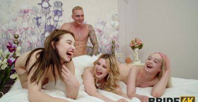 Passionate broads get steamy together in very intense lezzie kinks on freefilmz.com