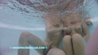 Teen couple wants to fuck in a sauna pool on freefilmz.com