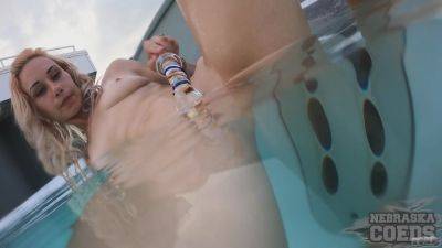 Naked Jacuzzi Underwater Fun With Hot Milf Mary Jane on freefilmz.com
