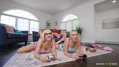 Nerdy young blonde has other planes with her sister's new boyfriend on freefilmz.com
