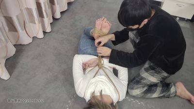 Girl Hogtied And Breathplay - Japan on freefilmz.com