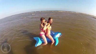 Millie and Rylee: Uncut Dolphin Experience on freefilmz.com
