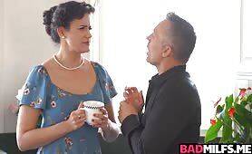 Marcus London lustfully taste Penny Barbers mature twat on freefilmz.com