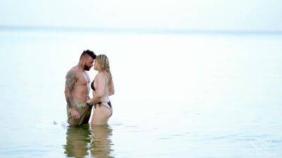 Fucked Hard In The Ocean With Charlie Forde on freefilmz.com