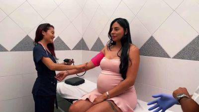 Bangin' a Pregnant Latina's Big Booty in the Doctor's Office on freefilmz.com