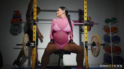 Sporty Latina princess devours tasty dick at the gym in amazing interracial on freefilmz.com