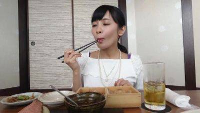 0002229_デカチチミニマムスリムの日本人女性が潮吹きするガン突き人妻NTRのパコパコ - Japan on freefilmz.com