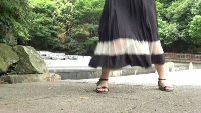 0002480_デカチチの日本の女性が腰振りロデオするエチ性交 - Japan on freefilmz.com