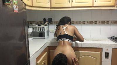 Im In The Kitchen Washing The Dishes My Boyfriend Arrives Very Hot His Penis Hits Me He Takes Of on freefilmz.com