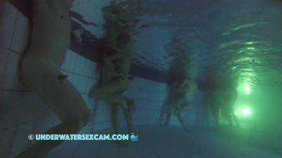 Between All The Horny People This Couple Has Real Sex Underwater In The Public Pool on freefilmz.com