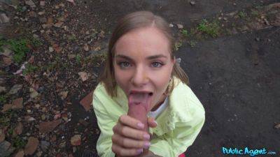 Blue-eyed teen enjoys good cash to put her mouth to work on freefilmz.com