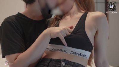 Cute Japanese Girlfriend Wears Calvin Klein And Creampie Sex - Japan on freefilmz.com