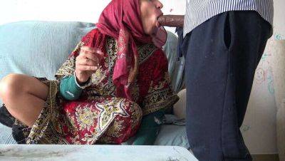 A Divorced Turkish Muslim Woman Rents to a Black Immigrant in London - Britain - Turkey - city London on freefilmz.com