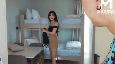 Horny Chinese roommate fucks her friend on the hostel bunk bed - China on freefilmz.com