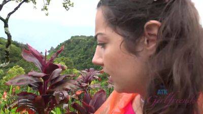 Virtual Vacation Hawaii With Lily Adams 6/11 - Usa on freefilmz.com